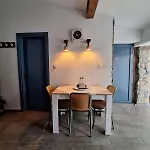 Jennas House * Arakapas
