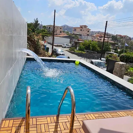 Jennas House דירה