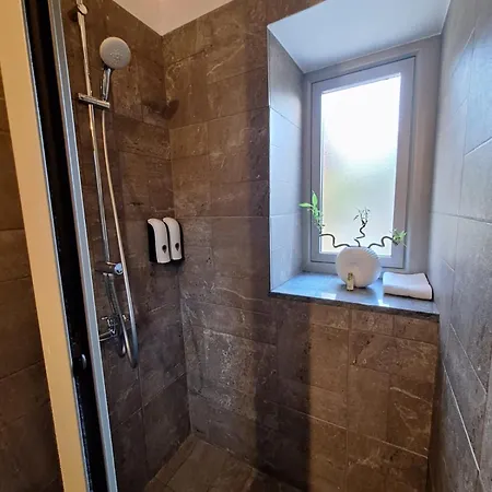 Jennas House * Arakapas